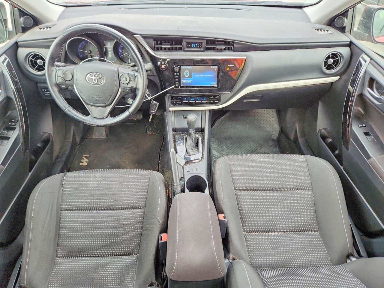 2018 Toyota Corolla VIN JTNKARJE3JJ569081 photo 8