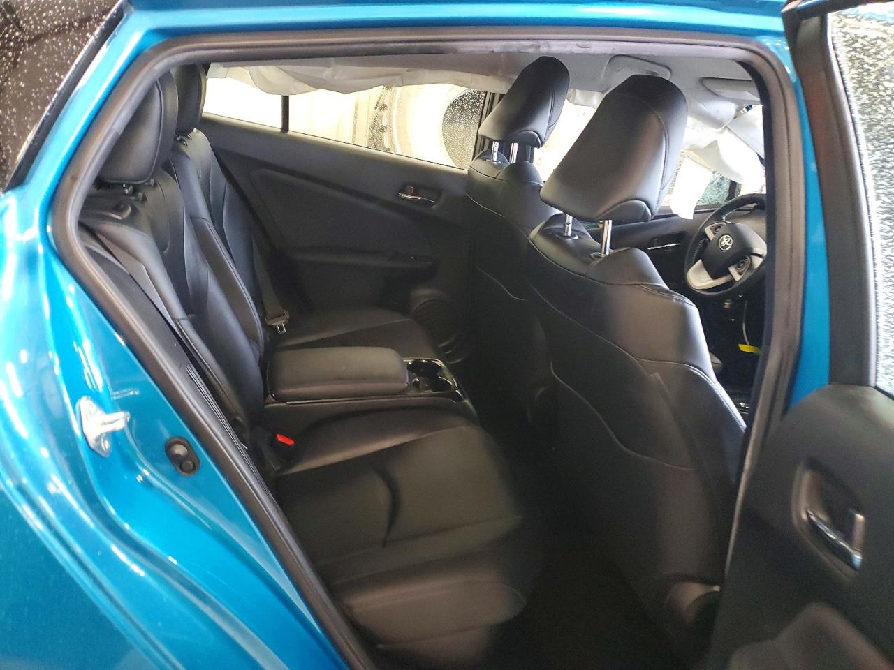 2018 Toyota Prius VIN JTDKARFP7J3074076 photo 10