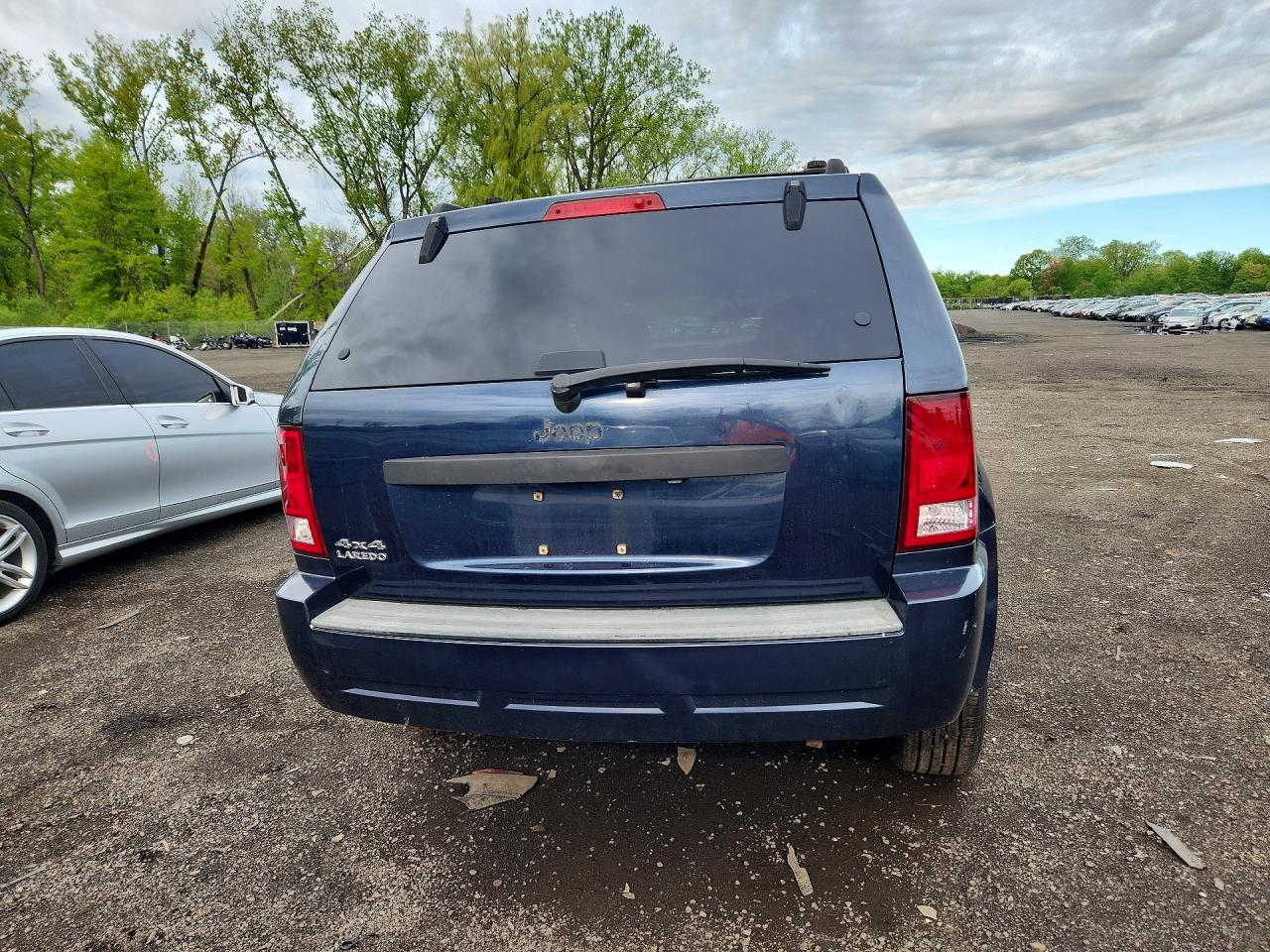 2008 Jep Cherokee VIN 1J8GR48K08C224468 photo 6
