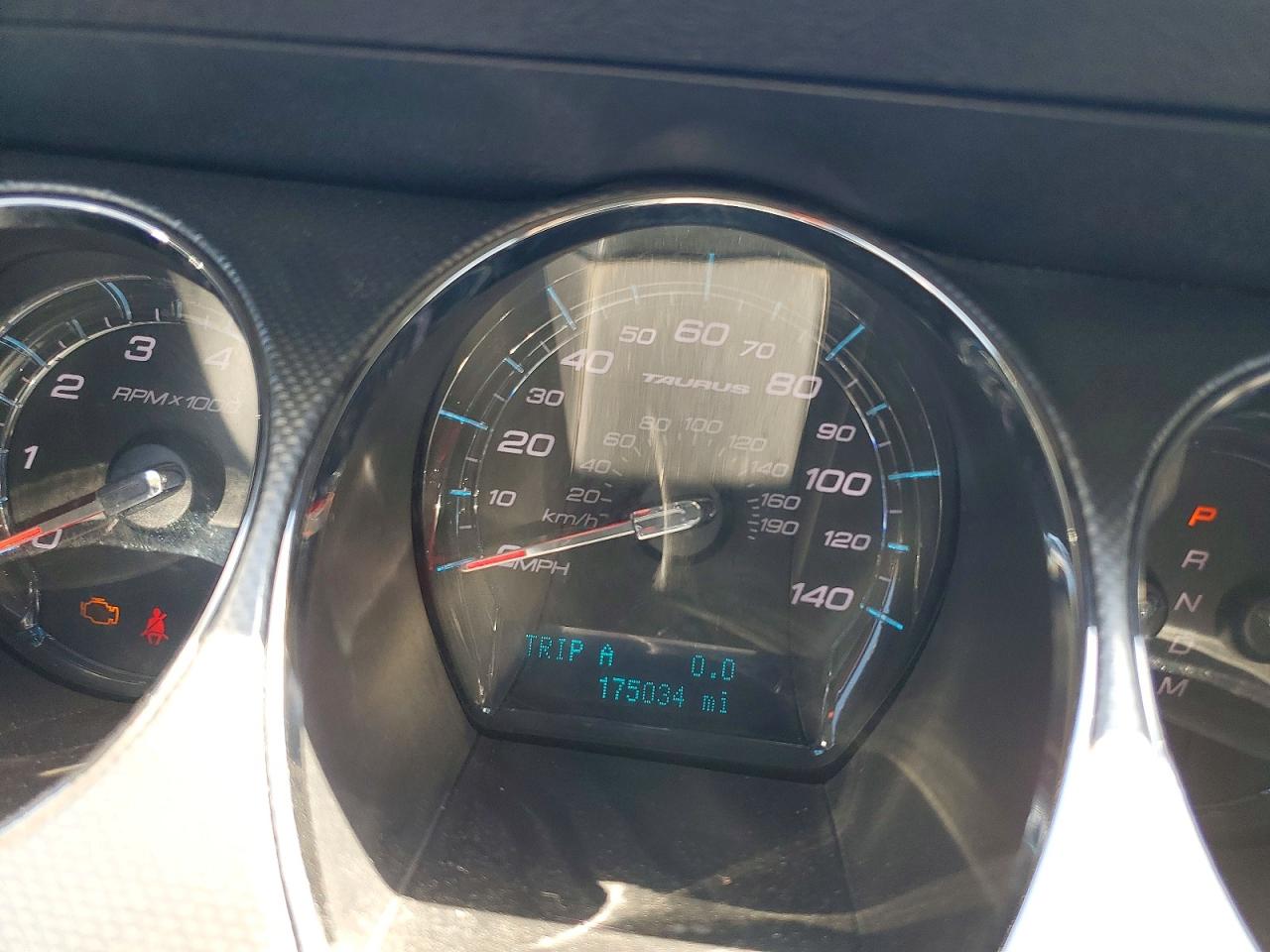 2011 Ford Taurus VIN 1FAHP2EW7BG160075 photo 9
