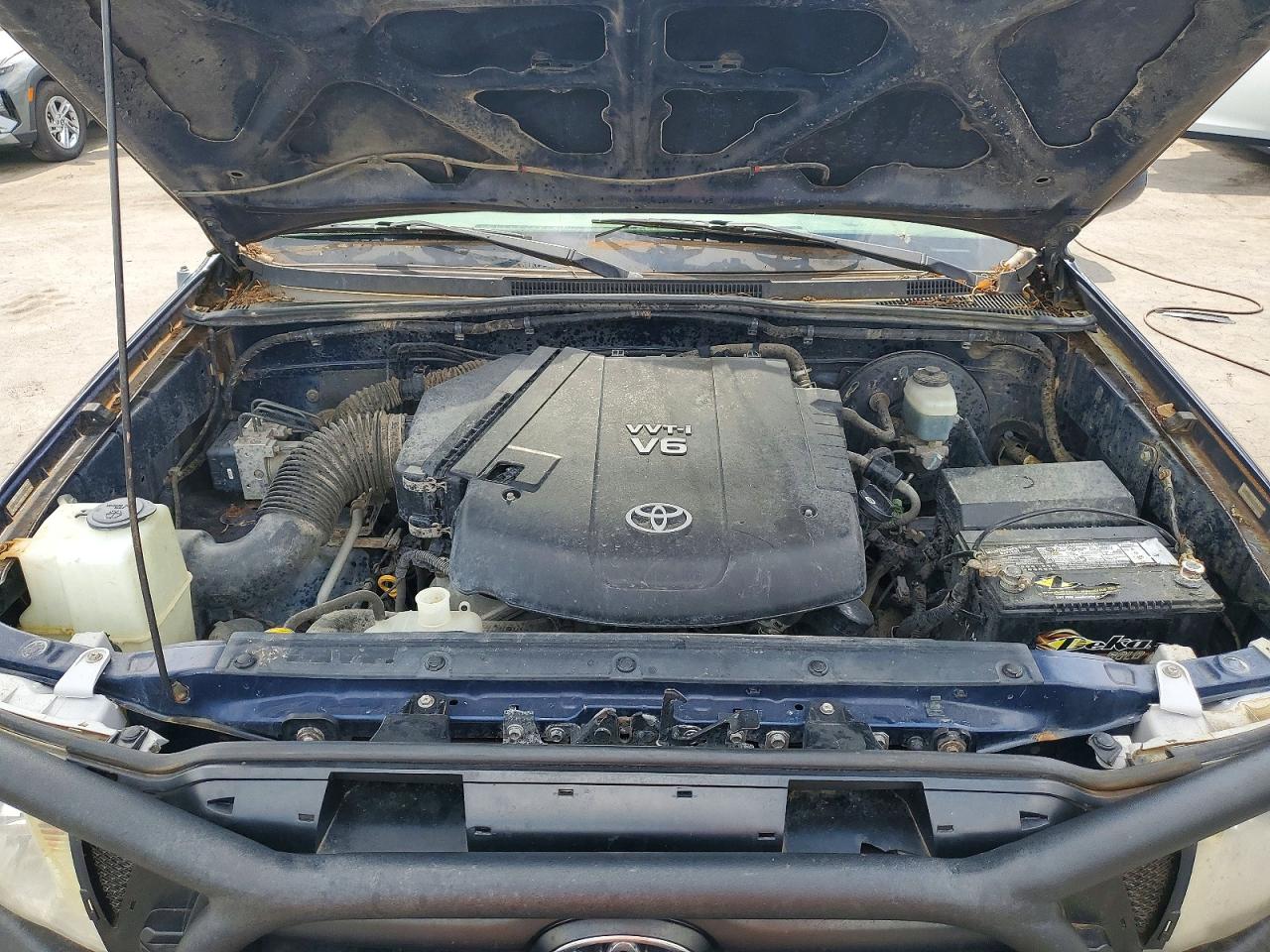 2005 Toyota All models VIN 5TELU42NX5Z006171 photo 11
