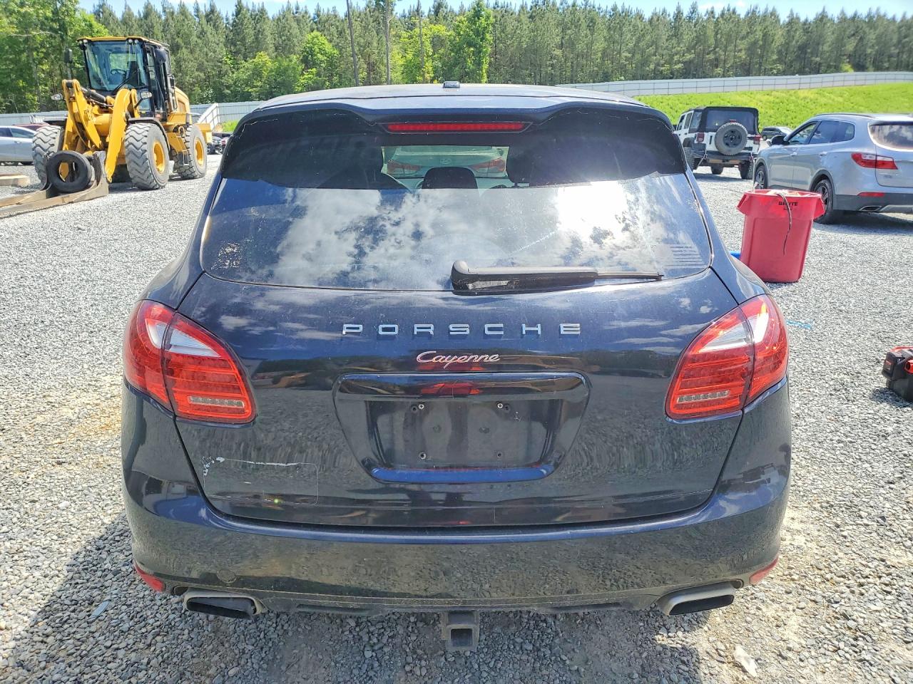 2013 Porsche Cayenne VIN WP1AA2A26DLA00780 photo 6