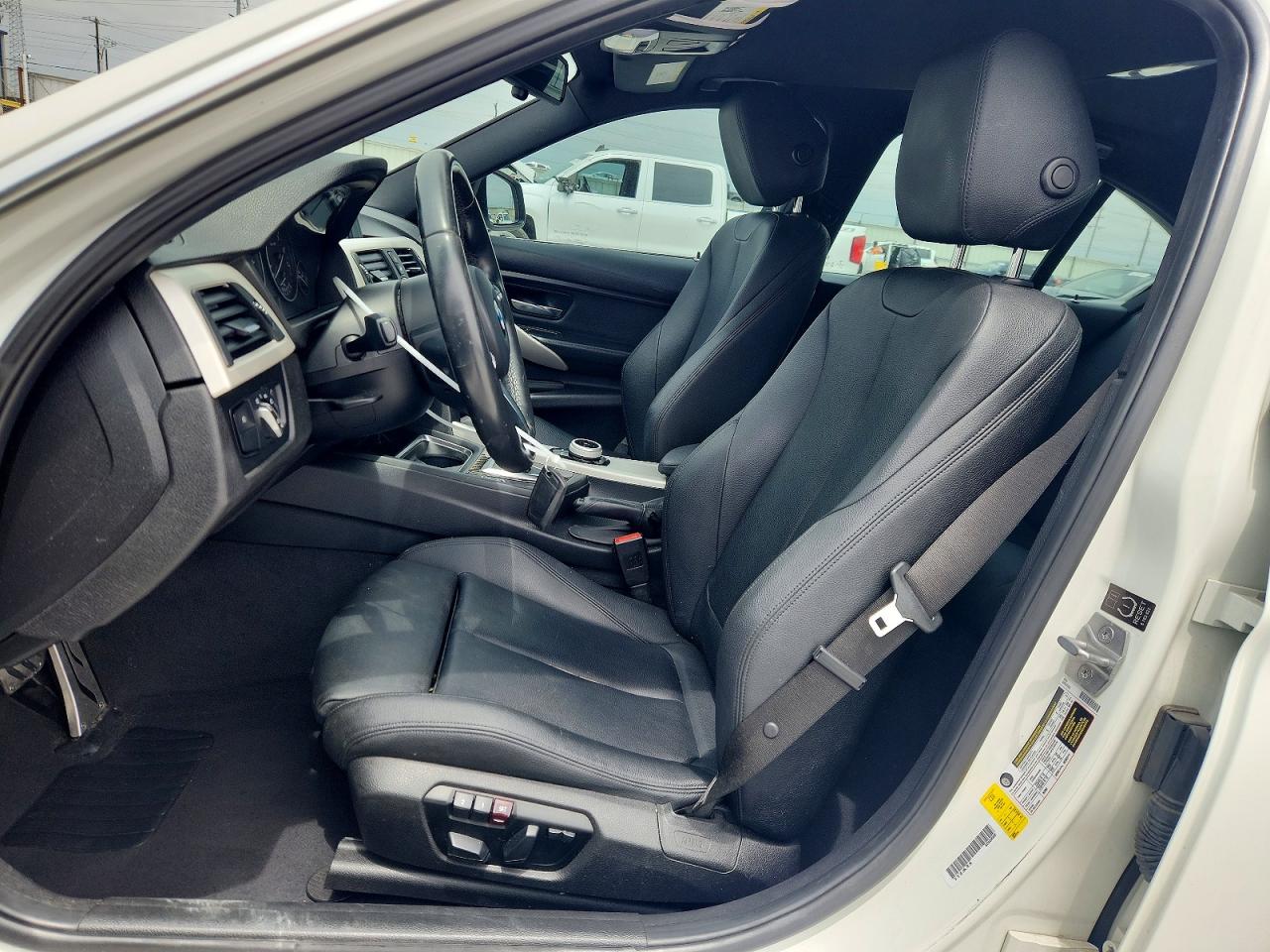 2015 BMW 3 series VIN WBA3B1G56FNT63555 photo 7