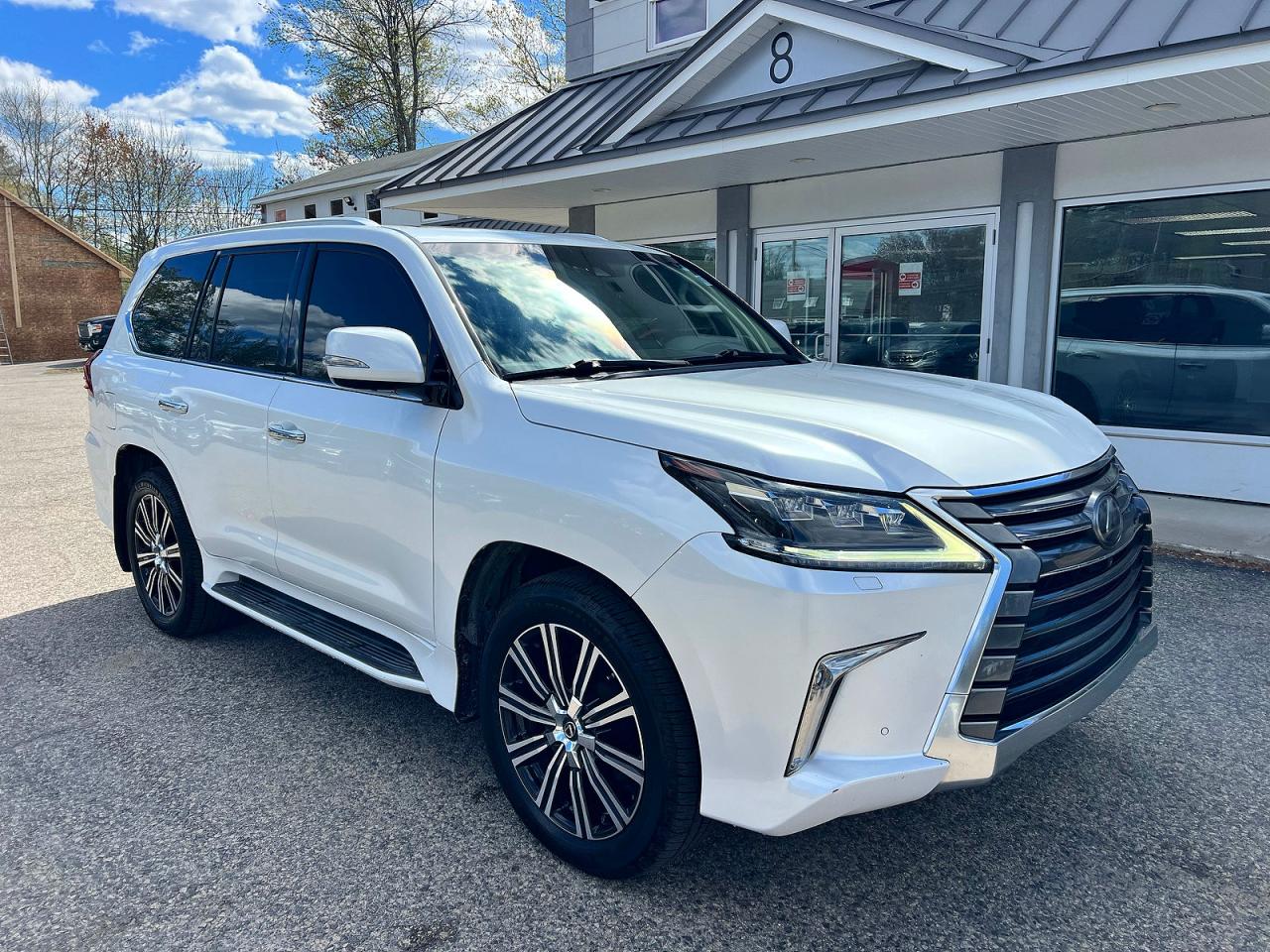2019 LEXUS Lx570 VIN JTJHY7AX3K4284913 photo 1
