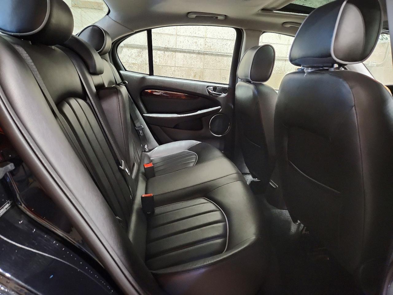 2008 Jaguar X type VIN SAJWA51A28WJ24826 photo 10