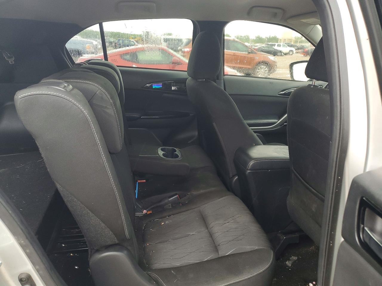 2018 Mitsubishi ECLIPSE VIN JA4AT5AA2JZ037476 photo 10