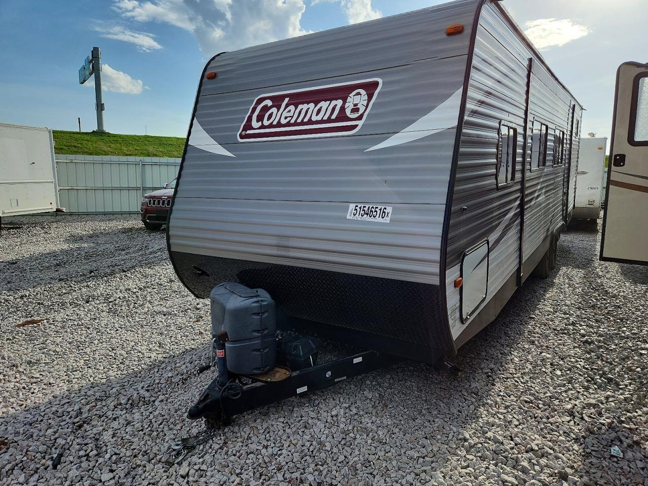 2017 KEYSTONE Coleman VIN 4YDT31426HH934244 photo 3