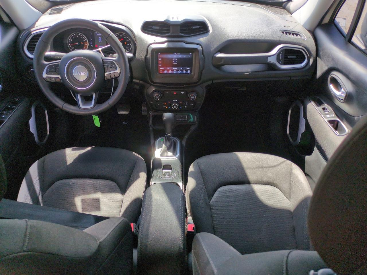 2019 Renegade VIN ZACNJAAB7KPK62035 photo 8