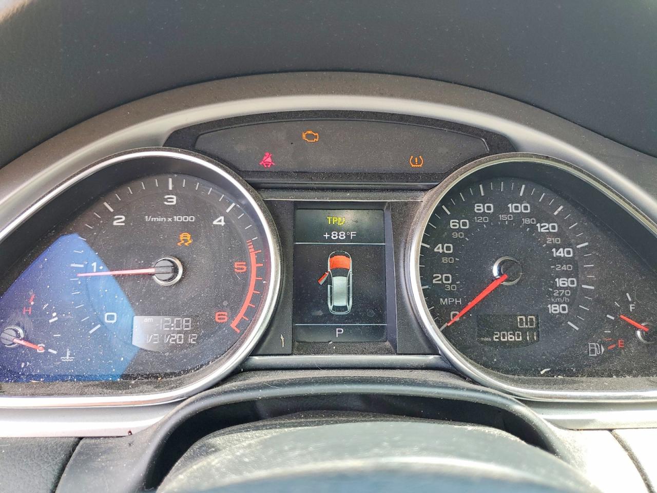 2013 Audi Q7 VIN WA1VMAFE0DD008398 photo 9