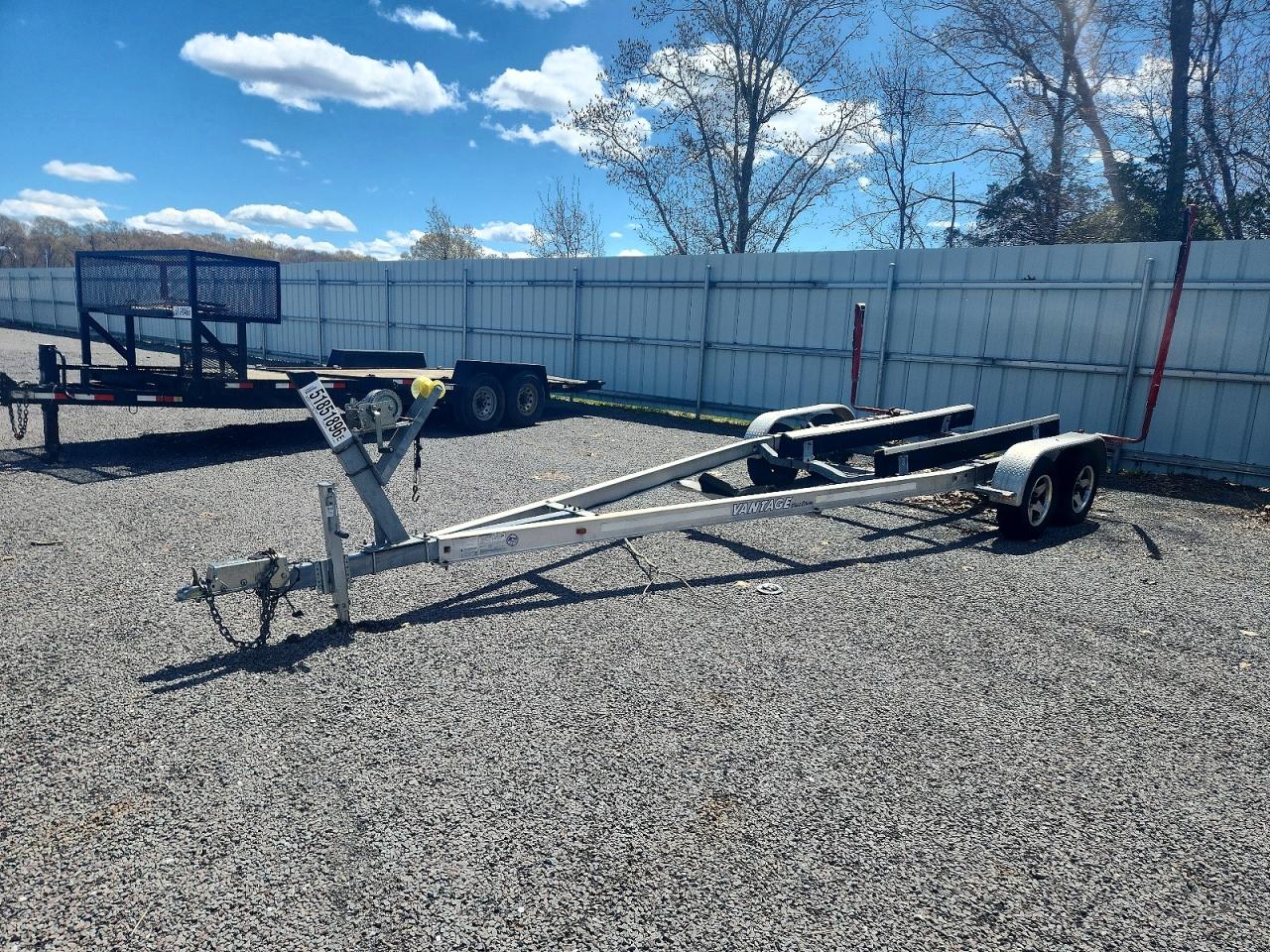 2011 VENTURE VATB-5925 BOAT TRAILER VIN 47GBG262XBB001055 photo 2