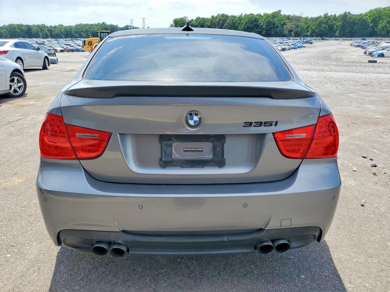 2009 BMW 3 series VIN WBAPM775X9NL88431 photo 6