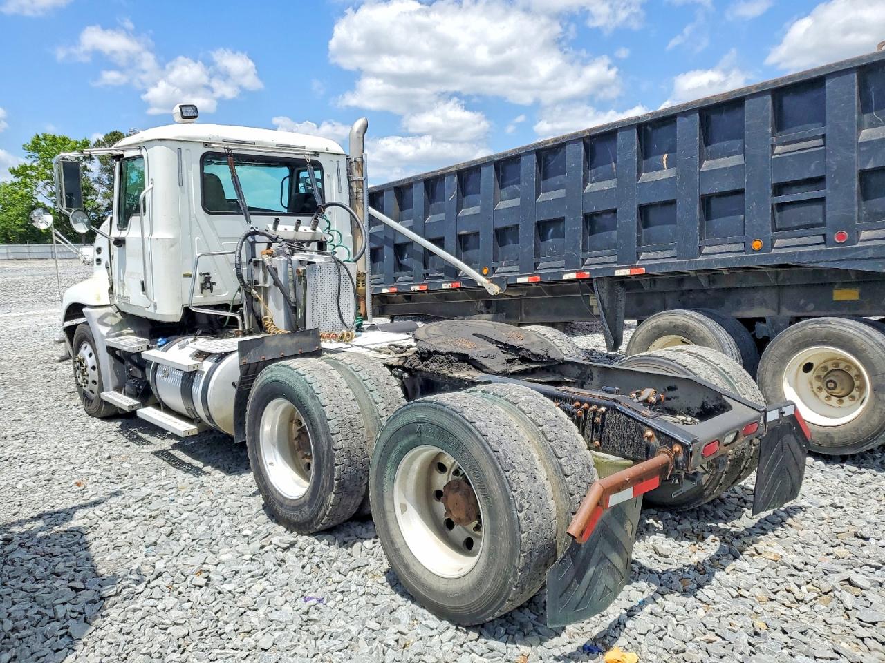 2015 MACK All other VIN 1M1AW09Y5FM052334 photo 3