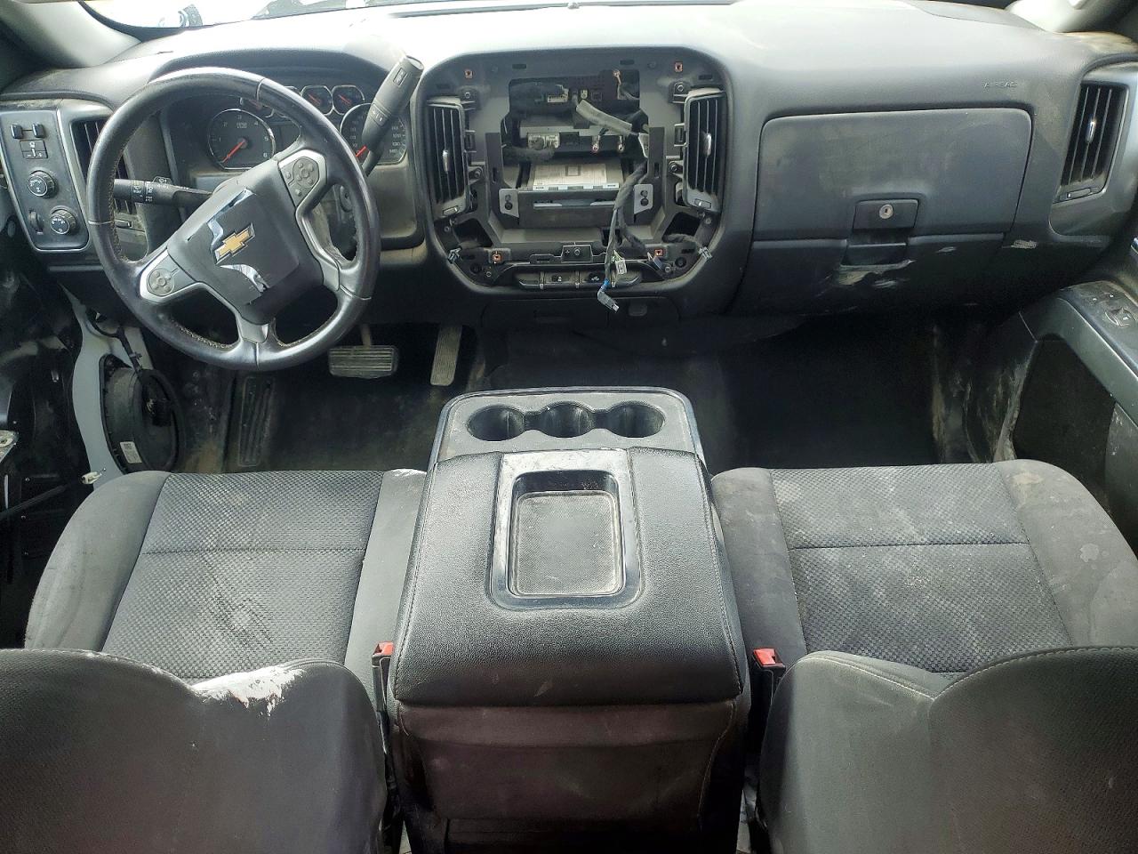 2018 Chevrolet All models VIN 1GCUKREC5JF248083 photo 8