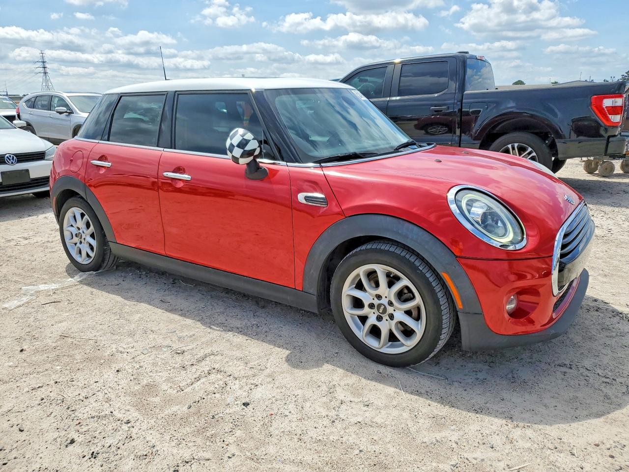2019 Mini Cooper VIN WMWXU1C52K2J01853 photo 4