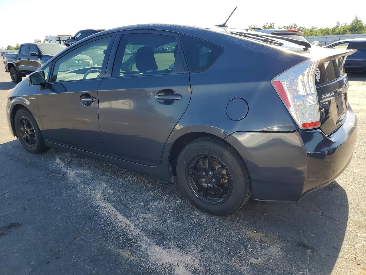 2010 Toyota Prius ii VIN JTDKN3DU7A1084192 photo 2