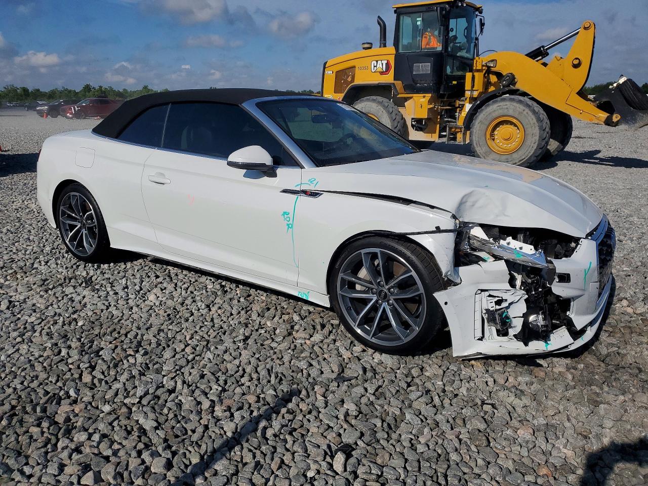 2024 Audi A5 VIN WAU5AGF5XRN001040 photo 4