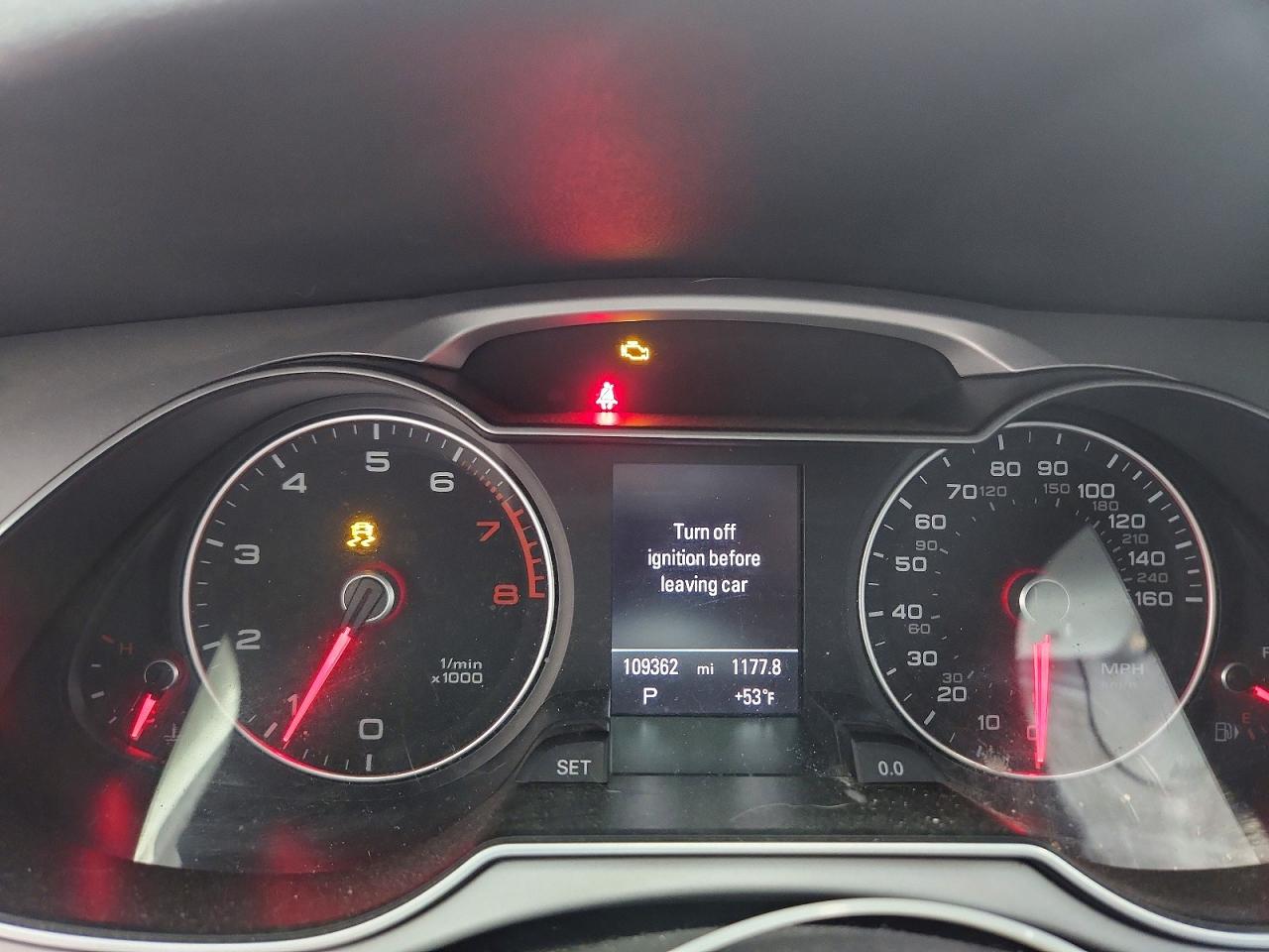 2016 AUDI A4 VIN WAUFFAFL6GN017573 photo 9