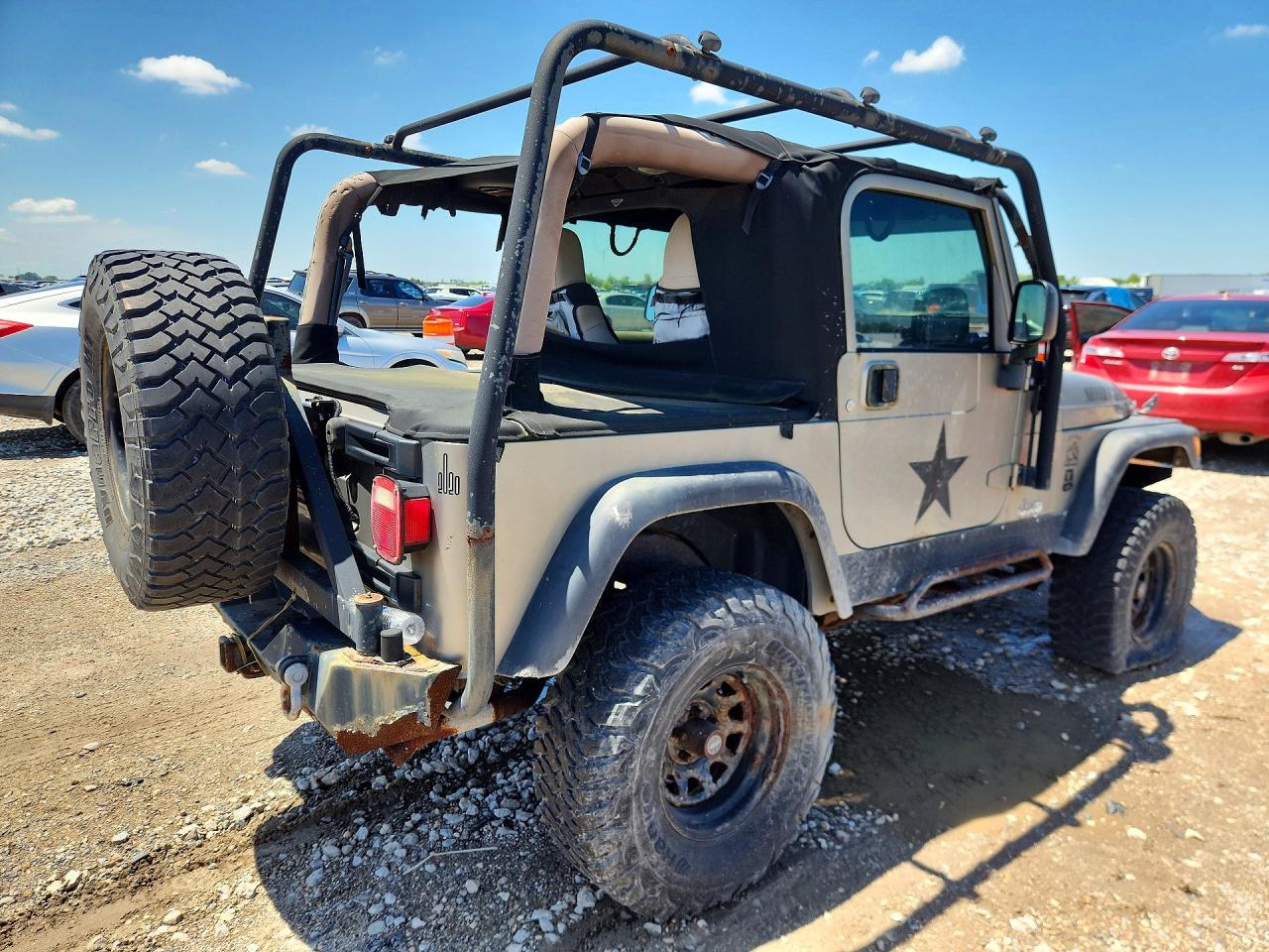 2006 Jeep Wrangler / VIN 1J4FA29196P716727 photo 3