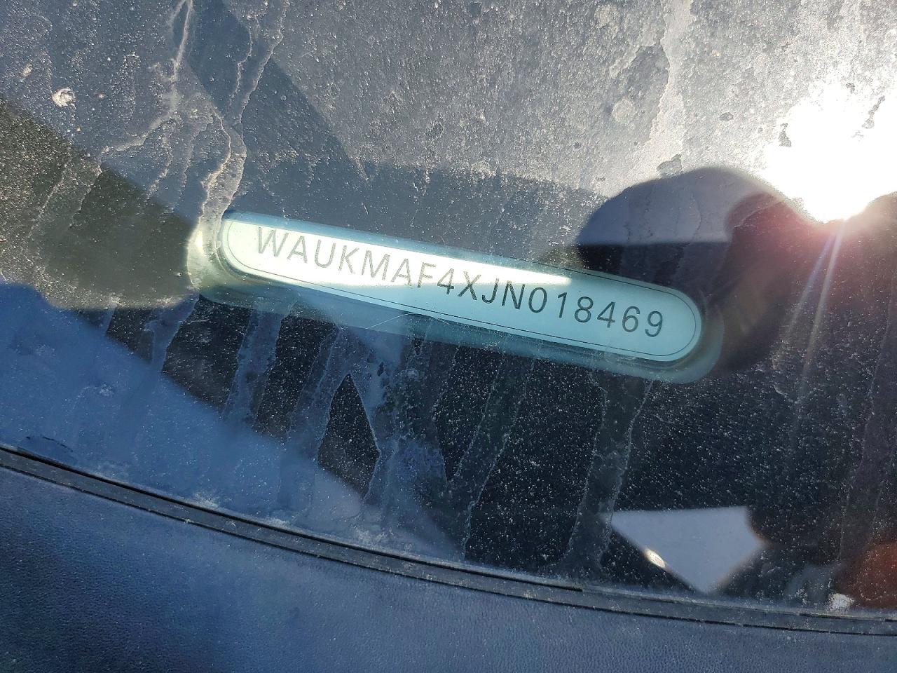 2018 Audi A4 VIN WAUKMAF4XJN018469 photo 12