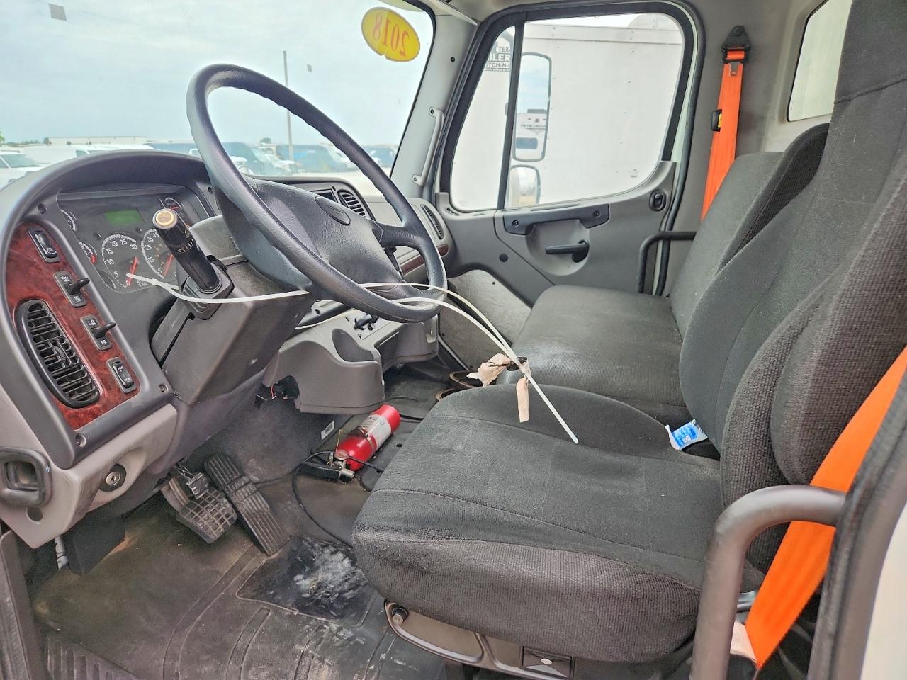 2019 FREIGHTLINER All other VIN 3ALACXFC2KDKG1954 photo 7