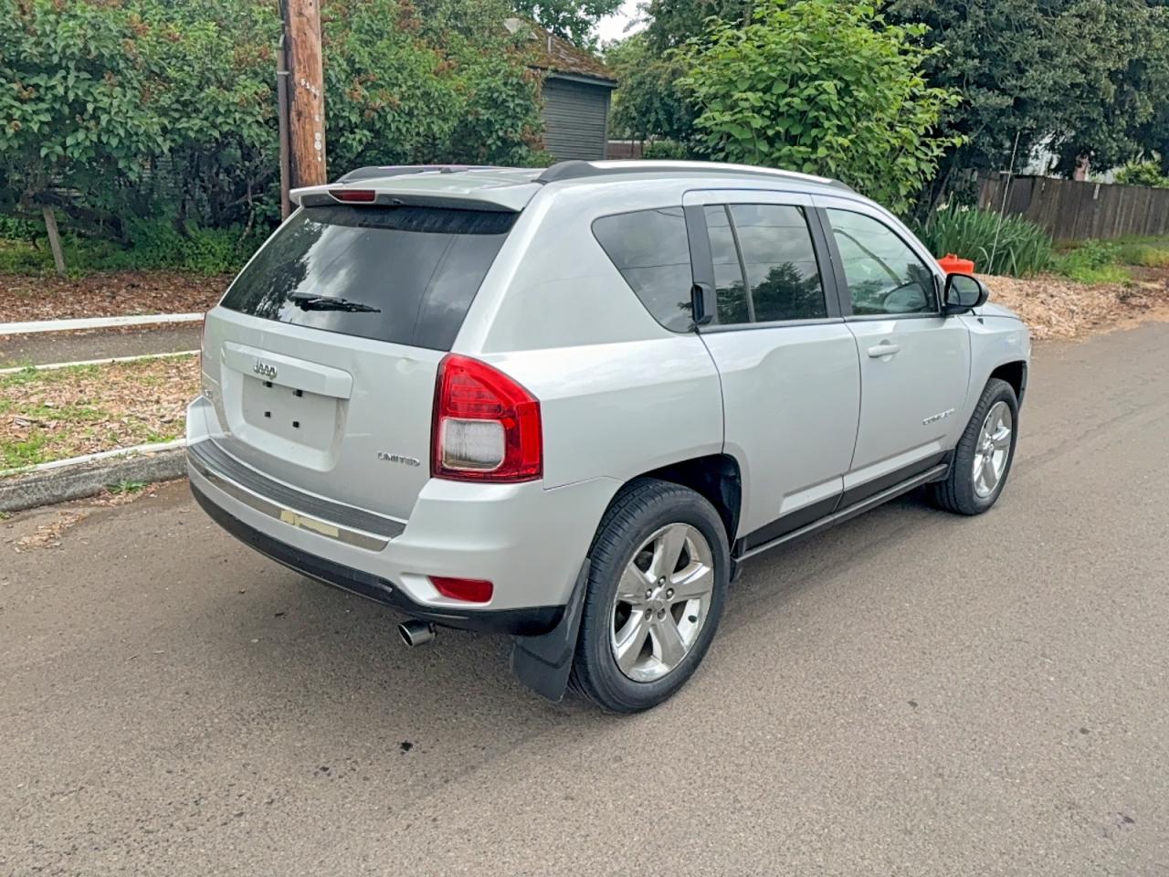2013 Jeep Compass VIN 1C4NJDCB3DD114483 photo 4