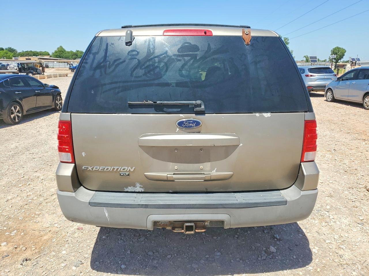 2003 Ford Expedition VIN 1FMPU16L83LC09477 photo 6