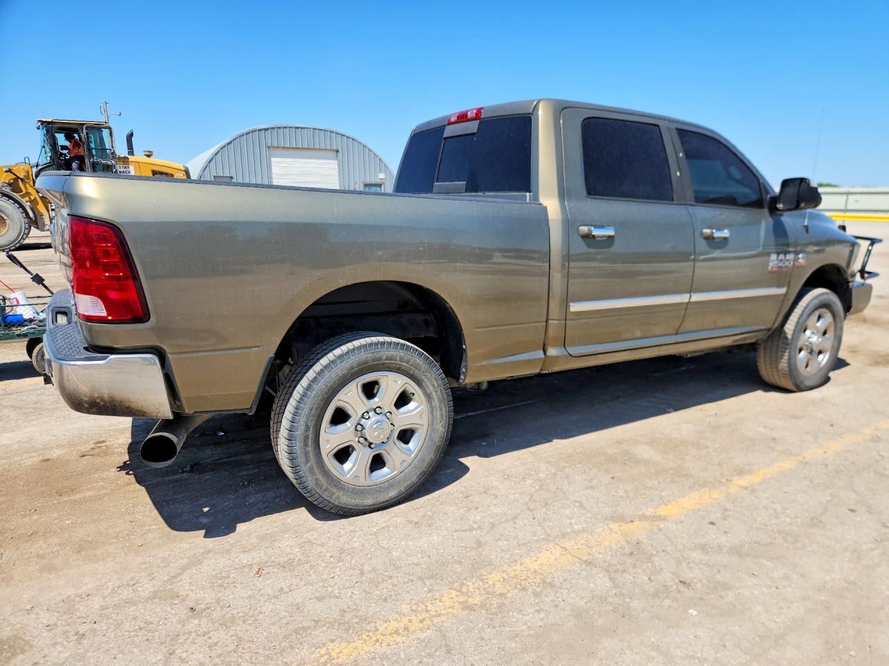 2015 Ram 2500 VIN 3C6UR5DLXFG539052 photo 3