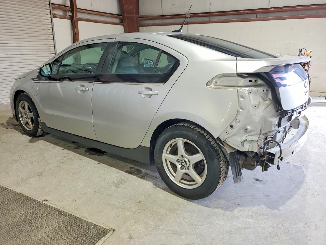 2013 CHEV Volt VIN 1G1RH6E49DU132194 photo 2