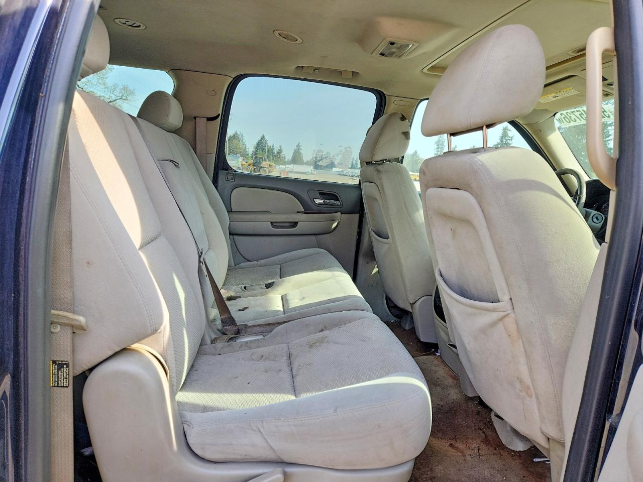 2007 Chevrolet Suburban VIN 1GNFK16337J164043 photo 11