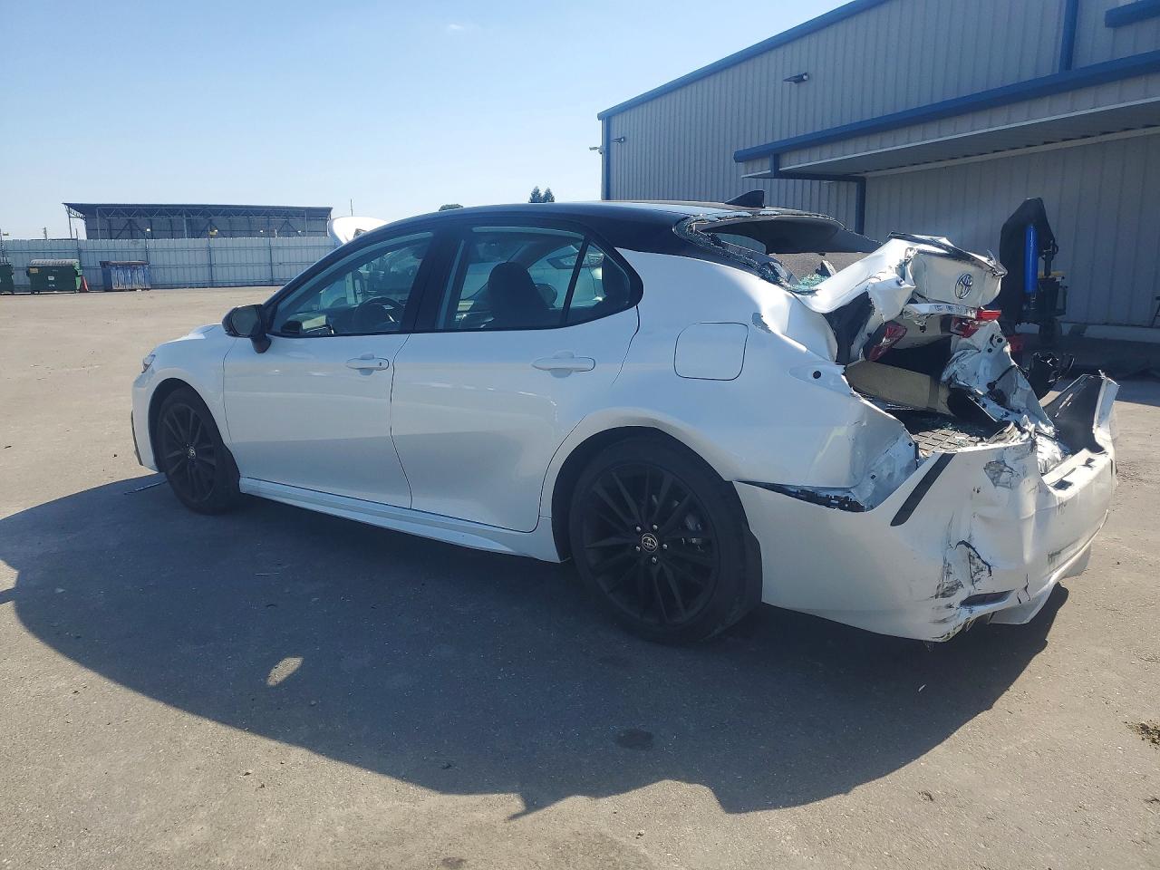 2023 TOYT Camry VIN 4T1K61AK4PU118306 photo 2
