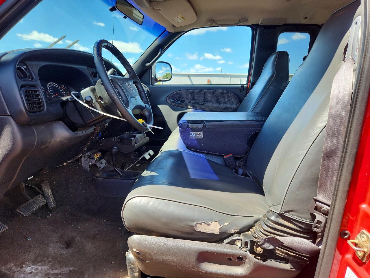 1999 Dodge Ram 2500 VIN 1B7KF23Z6XJ517322 photo 7