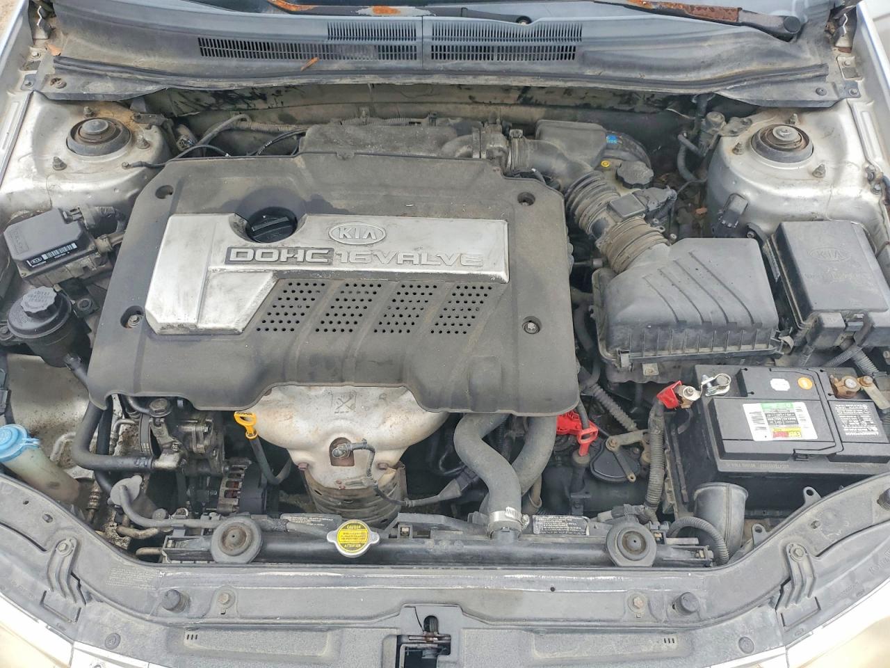 2005 Kia Spectra VIN KNAFE121X55167996 photo 11
