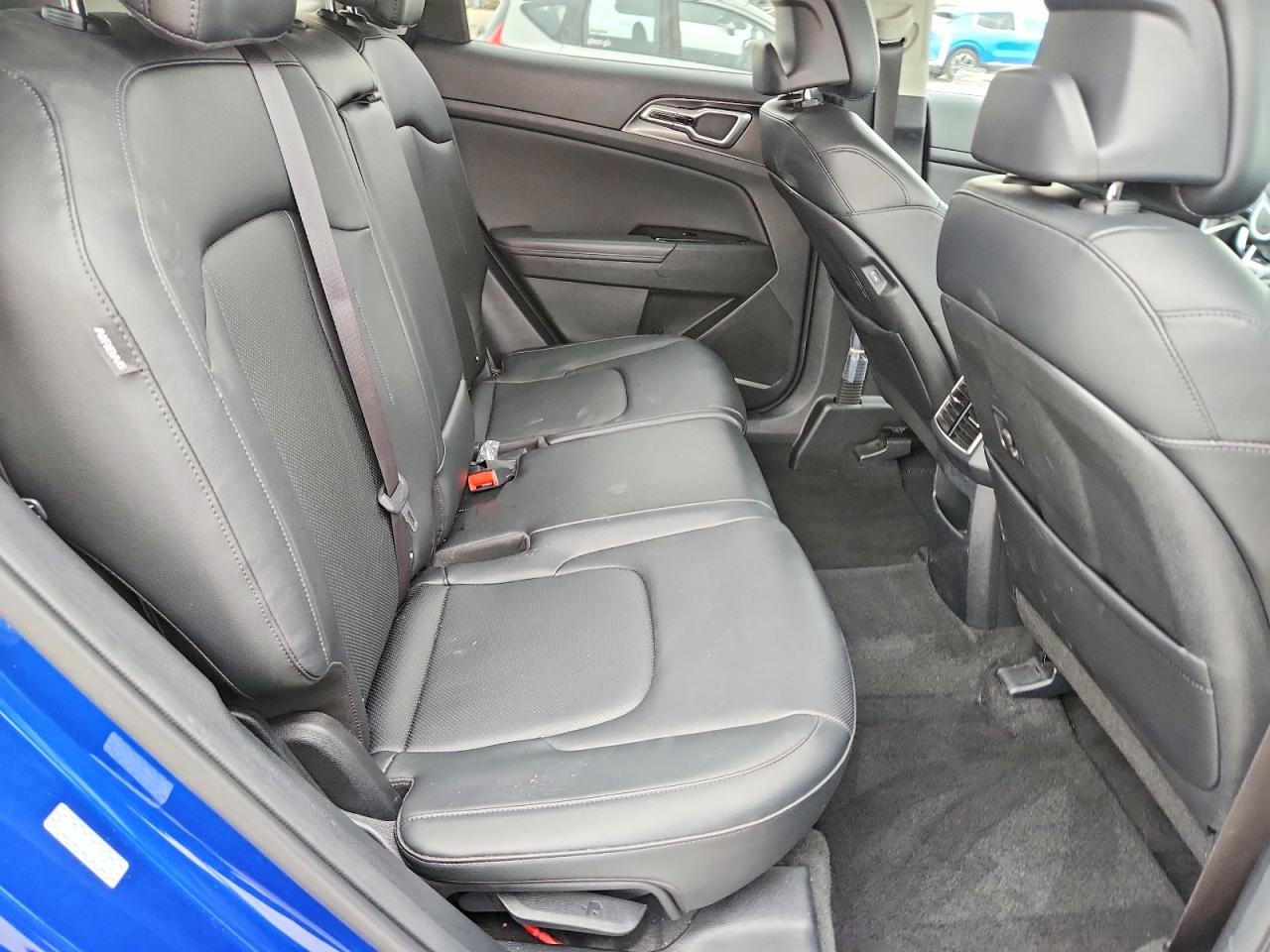 2025 Kia Sportage VIN 5XYK33DF8SG283874 photo 10