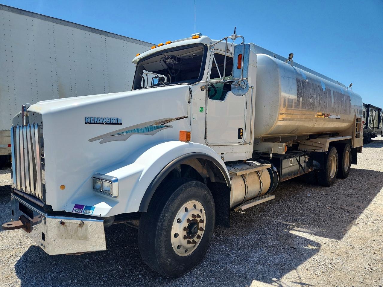 2012 KENWORTH All other VIN 1NKDL40X8CJ326980 photo 2
