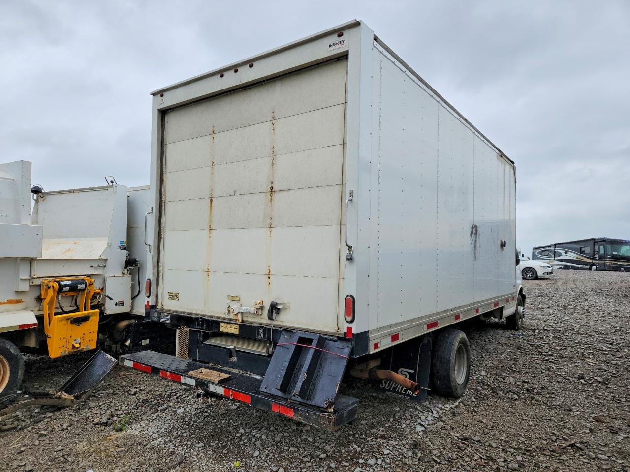 2019 Chevrolet Express VIN 1HA3GTCG1KN011237 photo 3
