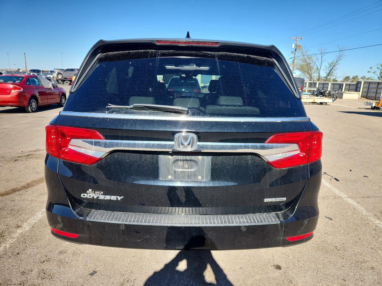 2018 Honda Odyssey VIN 5FNRL6H81JB028856 photo 6