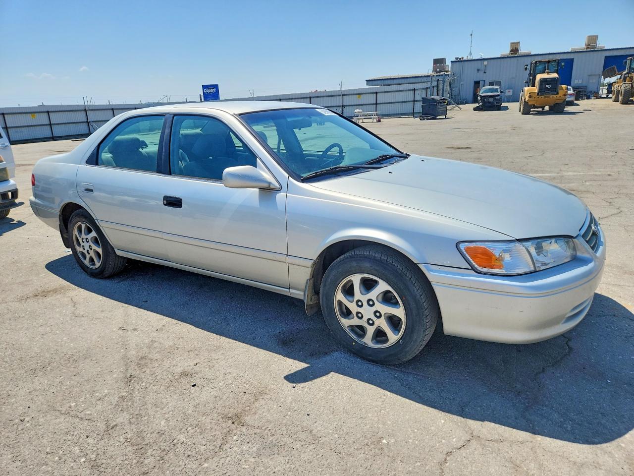 2001 Toyota Camry VIN 4T1BF22K61U968238 photo 4