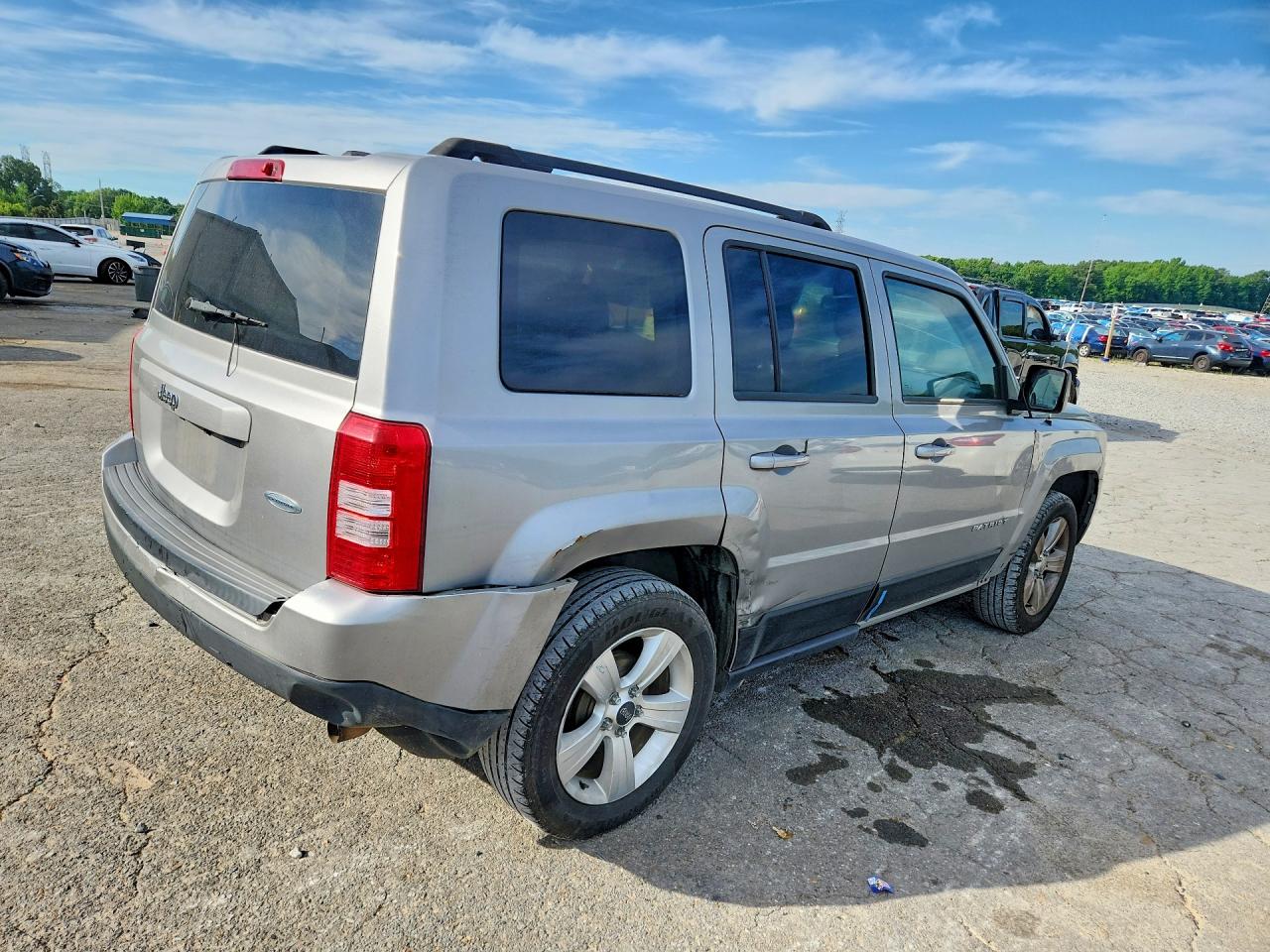 2017 JEEP Patriot VIN 1C4NJPFA3HD116681 photo 3