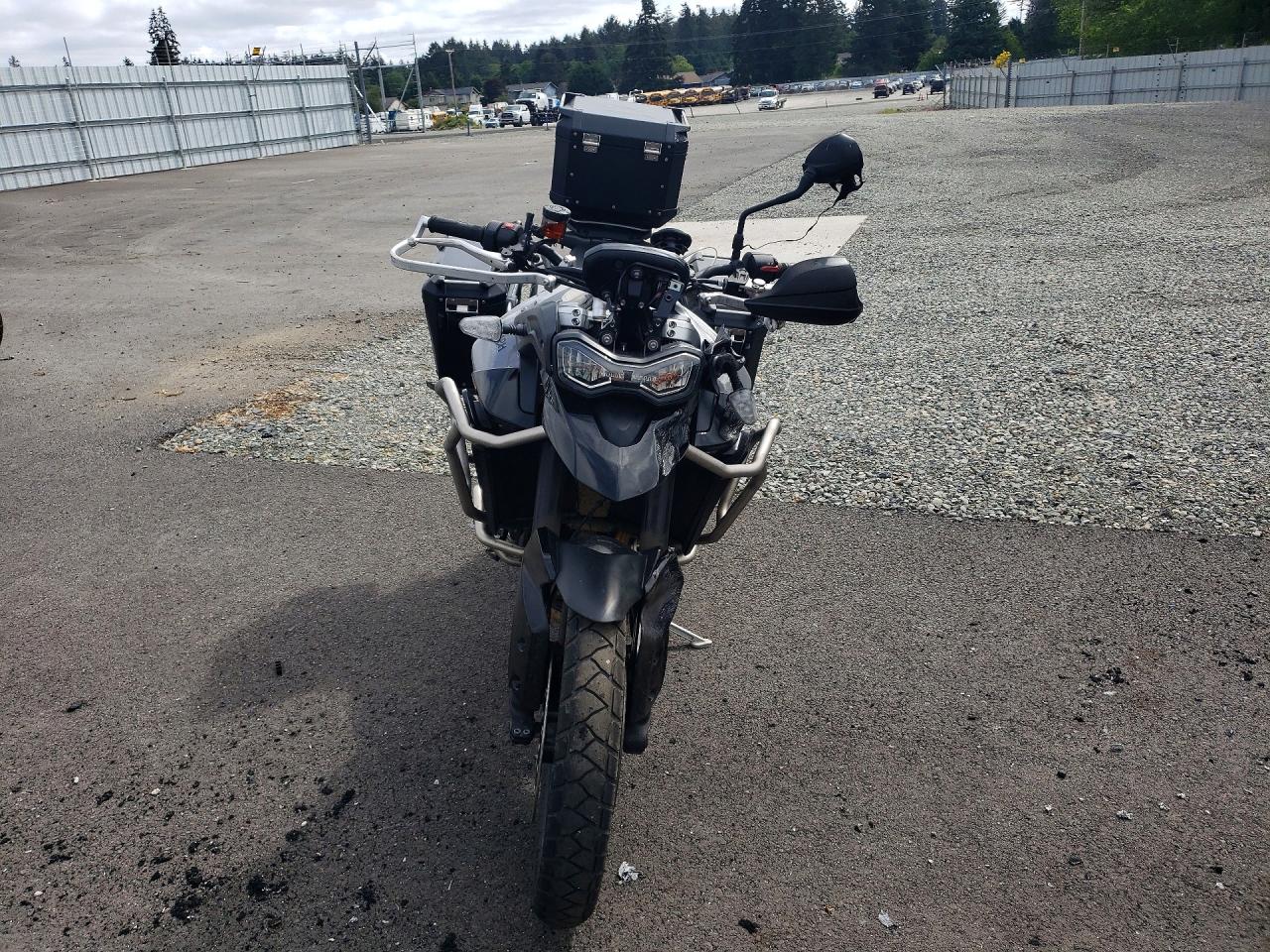2024 TRIUMPH Tiger VIN SMTE68DGXRTBP3938 photo 2