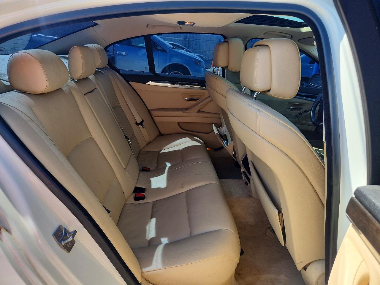 2012 BMW 5 series VIN WBAXG5C5XCDW24039 photo 10