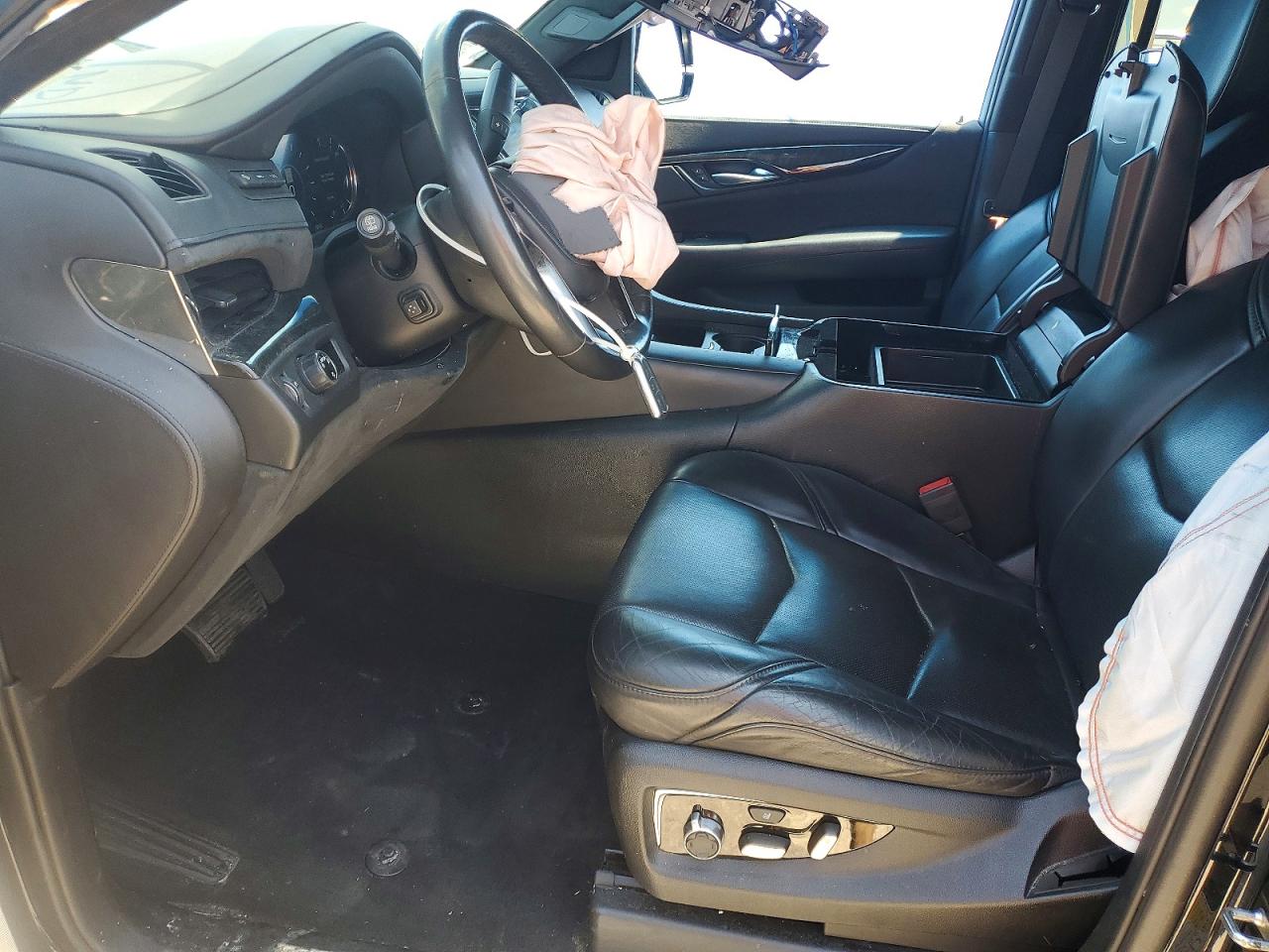 2018 Cadillac Escalade VIN 1GYS3KKJ4JR295693 photo 7