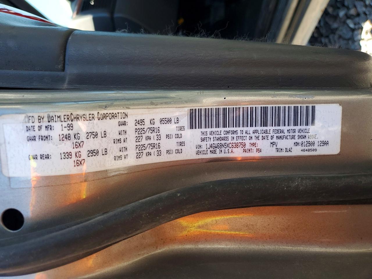 1999 Jeep Cherokee VIN 1J4GW68N5XC638750 photo 12