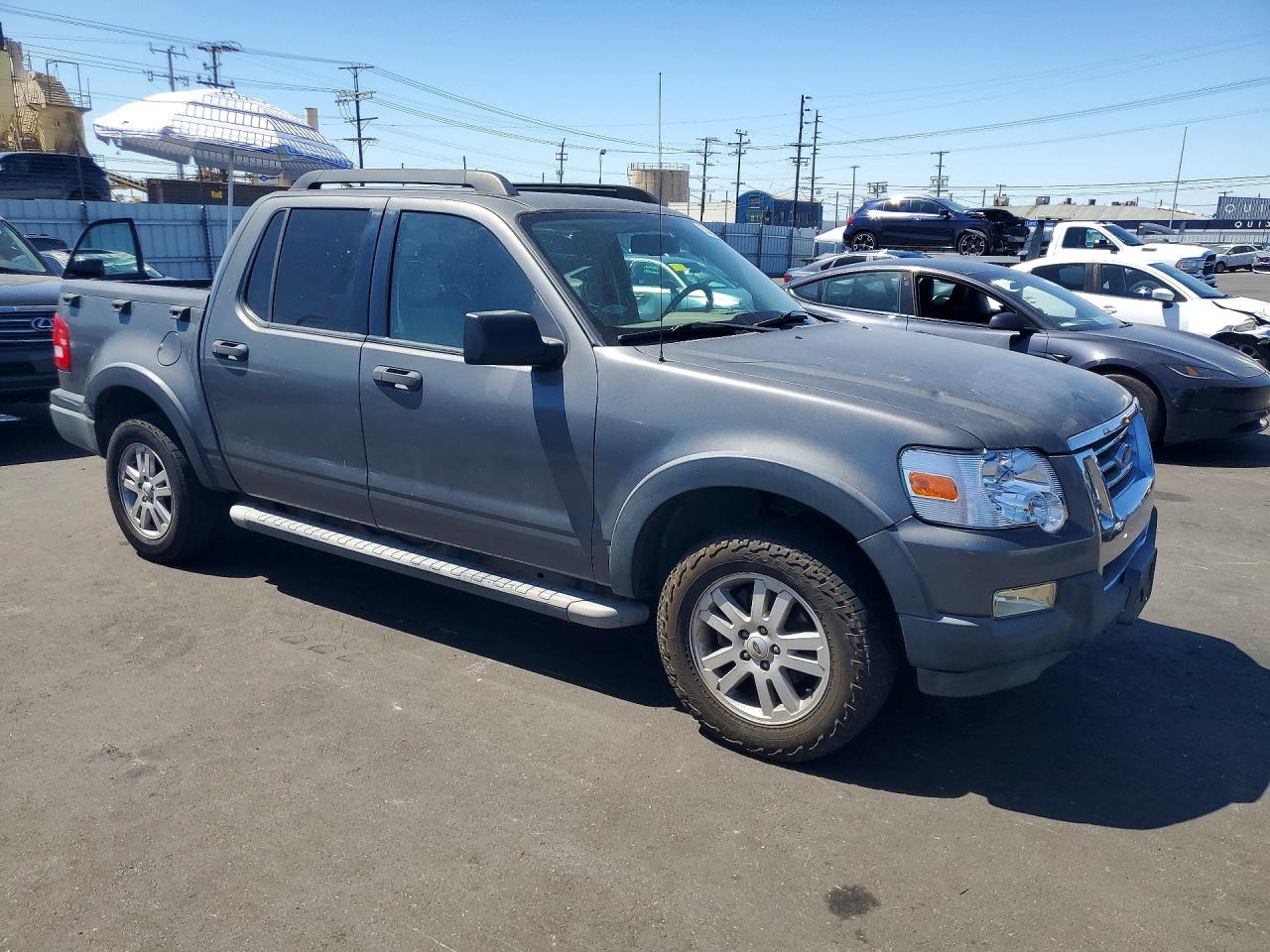 2007 Ford Explorer VIN 1FMEU51K97UA50949 photo 4