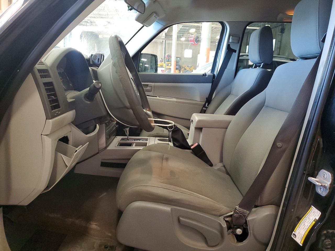 2008 Jeep Liberty VIN 1J8GP28K68W258584 photo 7