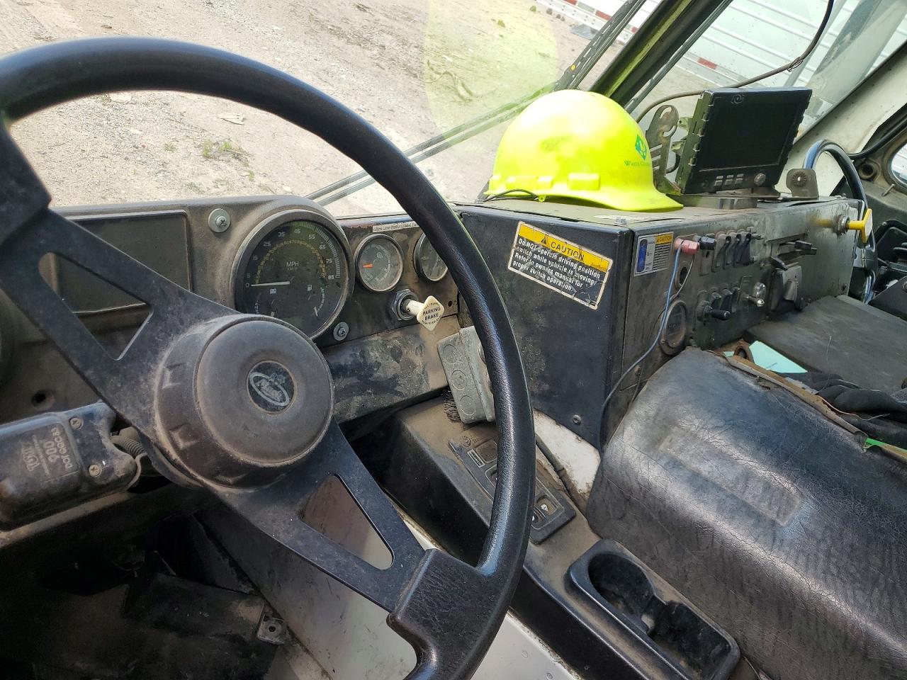 2009 MACK All other VIN 1M2AU02C19M003135 photo 5