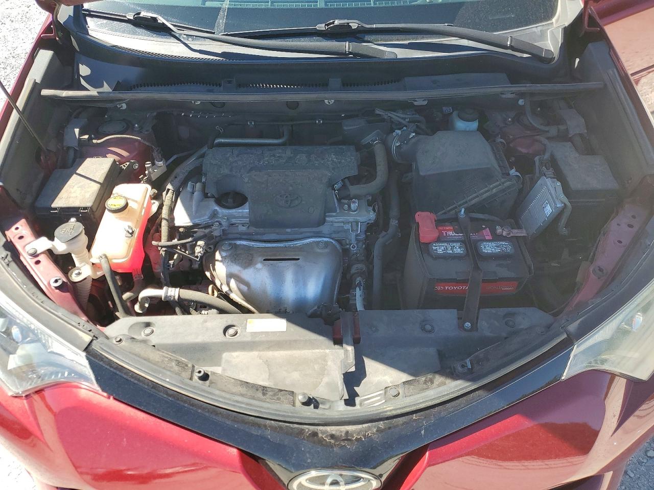 2018 Toyota Rav4 VIN 2T3RFREVXJW839472 photo 12
