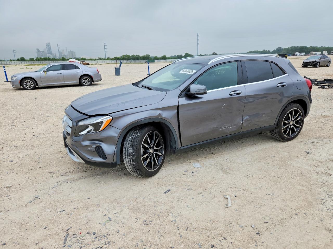 2016 Mercedes-Benz Gla-class VIN WDCTG4EB2GJ250879 photo 1