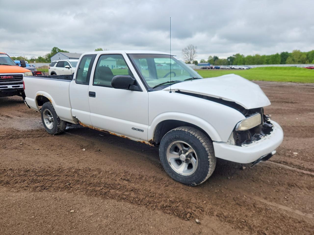 1998 CHEV S10 VIN 1GCCS1949WK267539 photo 4