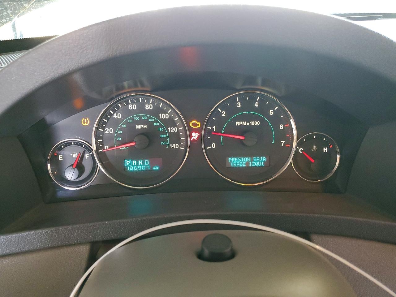 2006 Jeep Cherokee VIN 1J8HS68286C251774 photo 9