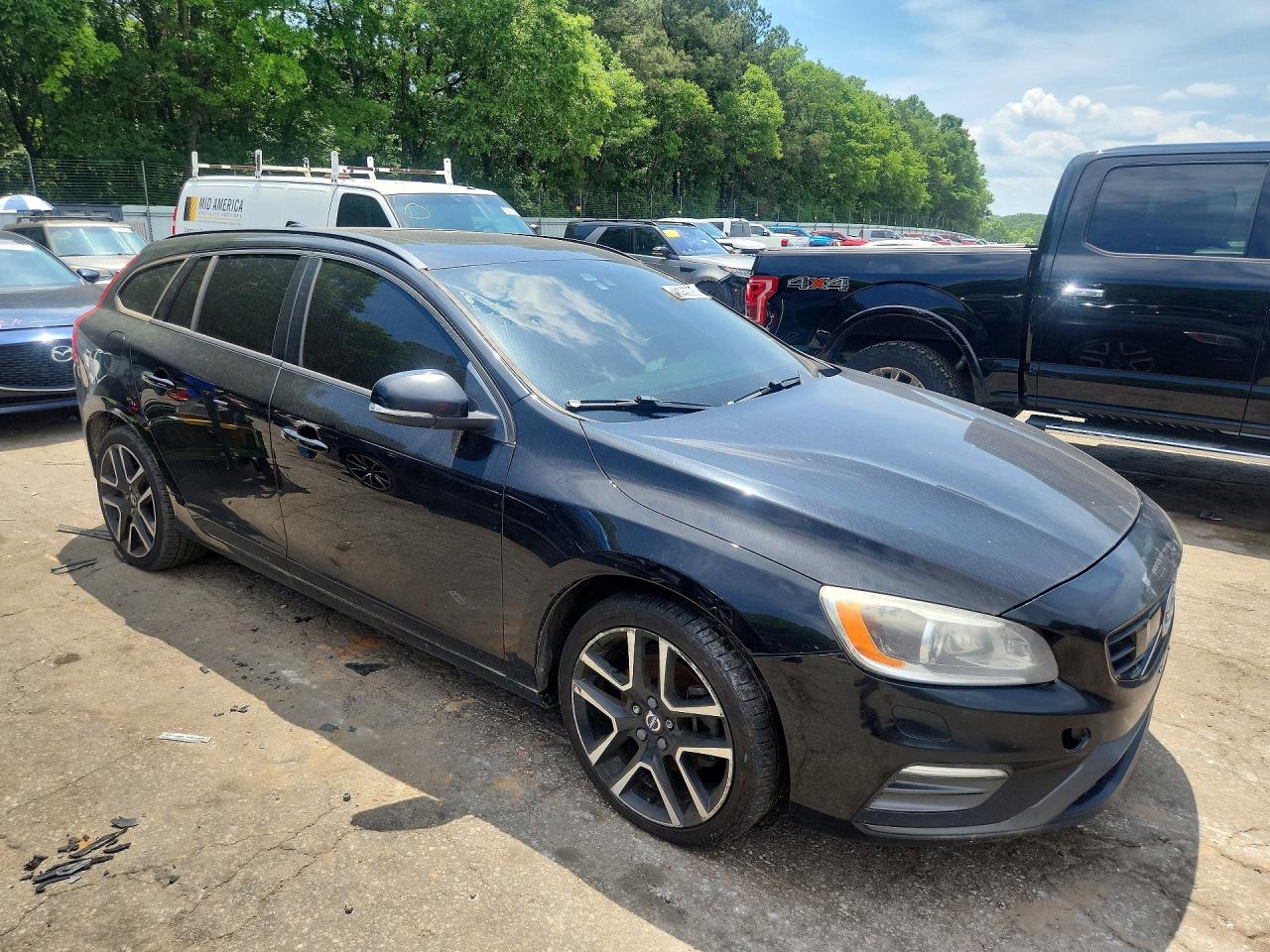 2018 VOLVO V60 VIN YV140MELXJ2389290 photo 4